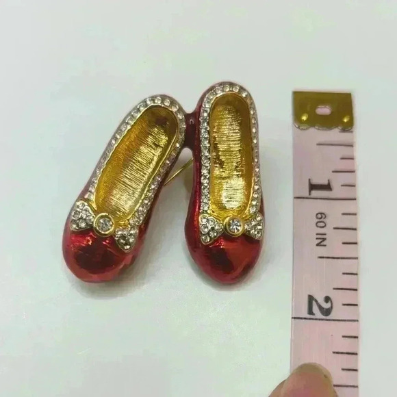 "Ruby Slipper Dreams" Vintage Shoe Brooch - Sparkling Crystal Accents Whimsical - Picture 2 of 4
